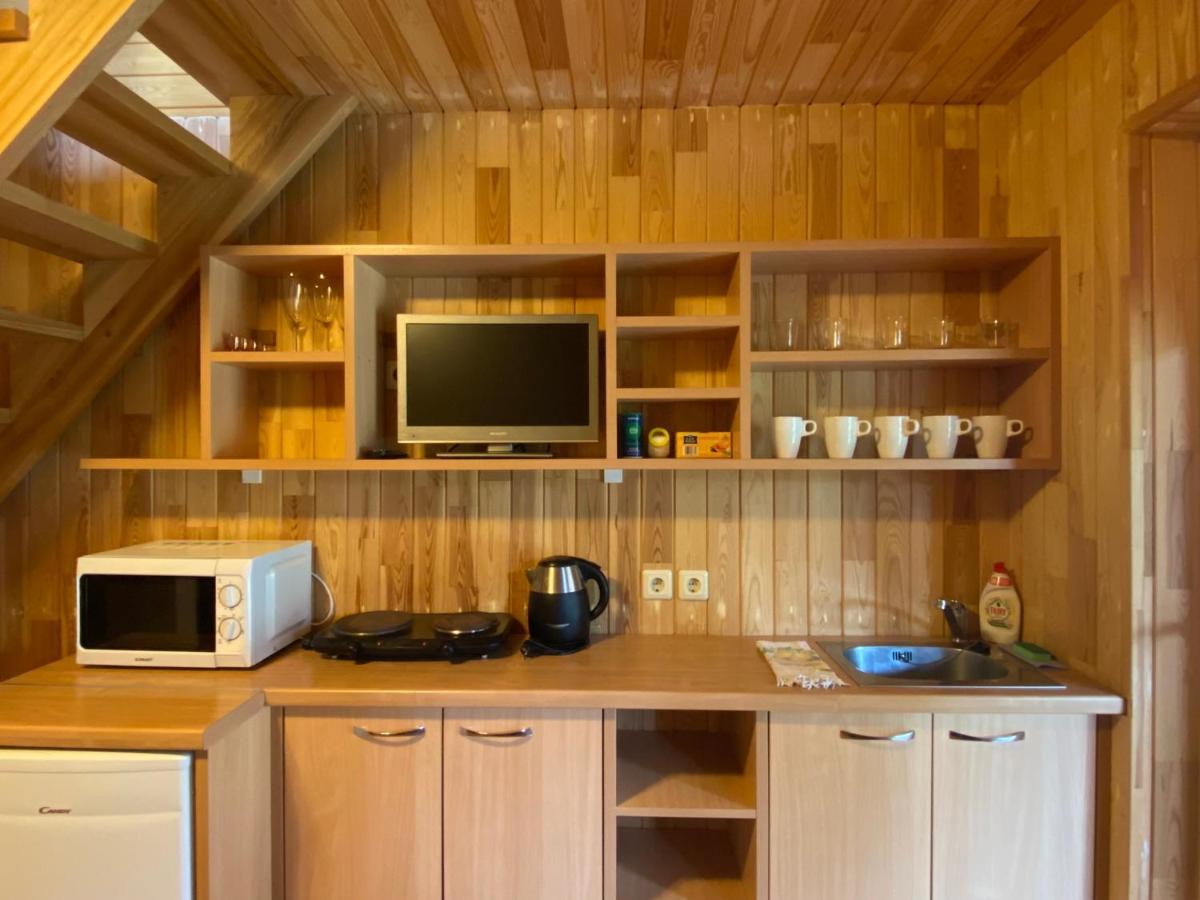 Dvieju Aukstu Namelis Su Jaukiu Kiemu -soley Apartamentai No 5 * Palanga